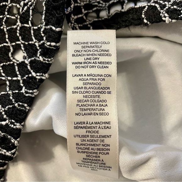 Chico's Sleeveless Black Lace Fit and Flare Knee Length Dress Size 1 Medium 8 - Picture 8 of 12